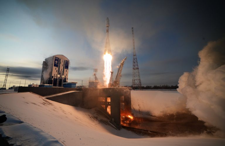  Старт ракеты-носителя Союз-2.1б с космическим аппаратом Метеор № 2-1 с космодрома Восточный. 28 ноября 2017 года