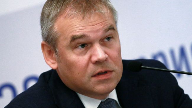 Заместитель председателя ЦБ РФ Василий Поздышев во время встречи руководителей российских банков с руководством Банка России. 29 ноября 2017 Заместитель председателя ЦБ РФ Василий Поздышев во время встречи руководителей российских банков с руководством Банка России. 29 ноября 2017