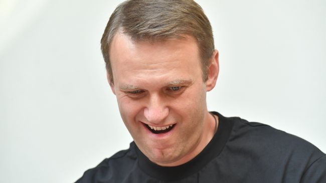 Алексей Навальный перед заседанием Симоновского районного суда Москвы Алексей Навальный перед заседанием Симоновского районного суда Москвы