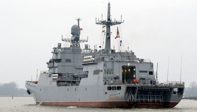 Большой десантный корабль Иван Грен в Балтийском море. Архивное фото
