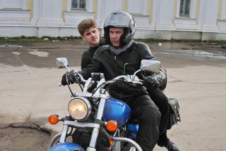 Фотокорреспондент Андрей Стенин и журналист Павел Обухов Фотокорреспондент Андрей Стенин и журналист Павел Обухов