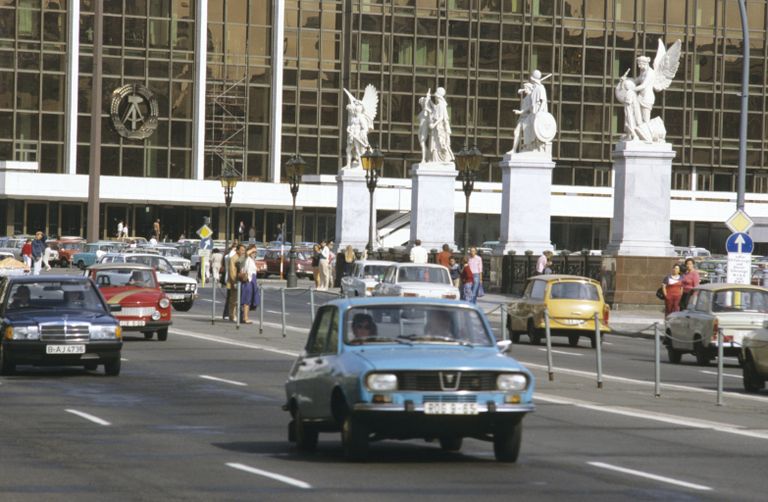 Мост через реку Шпрее Мост через реку Шпрее