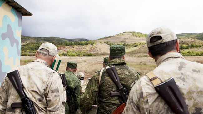 Военнослужащие во время учений на полигоне Дзарцем в Южной Осетии. Архивное фото