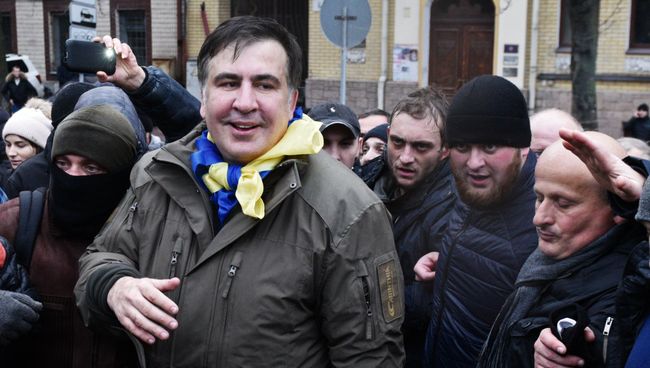 Михаил Саакашвили со своими сторонниками в Киеве. 5 декабря 2017