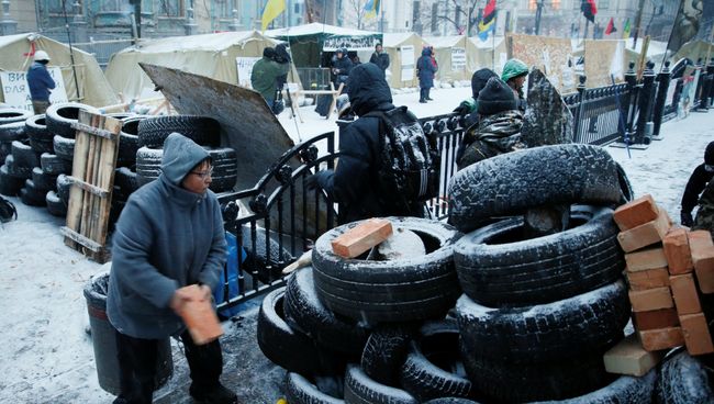 Палаточный лагерь у здания Верховной Рады в Киеве Палаточный лагерь у здания Верховной Рады в Киеве