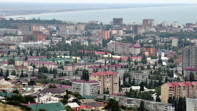 Экоконтейнеры появились у здания Минприроды Дагестана