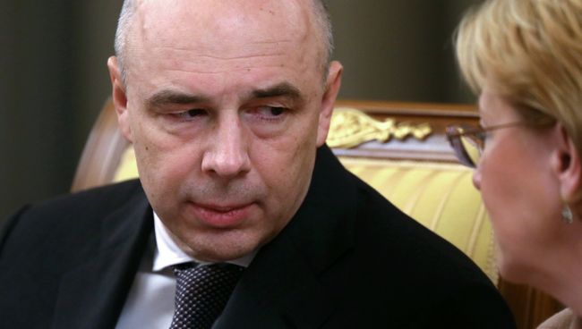 Министр финансов РФ Антон Силуанов на совещании председателя правительства РФ Дмитрия Медведева с членами кабинета министров. 7 декабря 2017 Министр финансов РФ Антон Силуанов на совещании председателя правительства РФ Дмитрия Медведева с членами кабинета министров. 7 декабря 2017