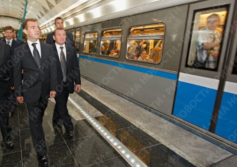 В Москве открыта станция метро Славянский бульвар В Москве открыта станция метро Славянский бульвар