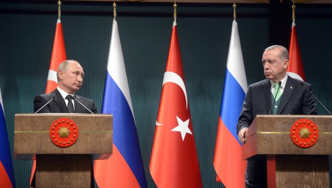 Президент РФ Владимир Путин и президент Турции Реджеп Тайип Эрдоган во время совместного заявления для прессы, Турция. 11 декабря 2017 Президент РФ Владимир Путин и президент Турции Реджеп Тайип Эрдоган во время совместного заявления для прессы, Турция. 11 декабря 2017