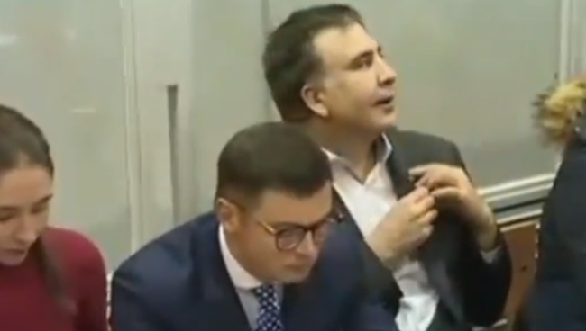 Блогер заподозрил Саакашвили в употреблении наркотиков Блогер заподозрил Саакашвили в употреблении наркотиков