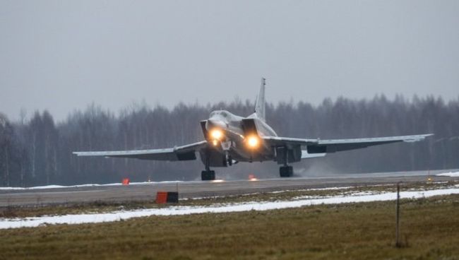 В Калужскую область прибыли самолеты Ту-22М3, участвовавшие в нанесении авиаударов по террористам в Сирии. 12 декабря 2017 В Калужскую область прибыли самолеты Ту-22М3, участвовавшие в нанесении авиаударов по террористам в Сирии. 12 декабря 2017