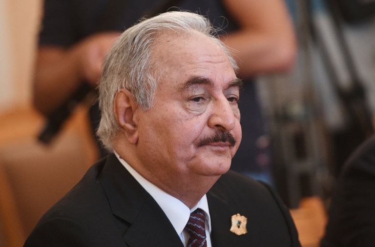 Командующий Ливийской национальной армией Халифа Хафтар во время встречи с министром иностранных дел РФ Сергеем Лавровым