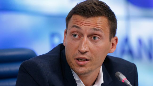 Российский лыжник Александр Легков Российский лыжник Александр Легков