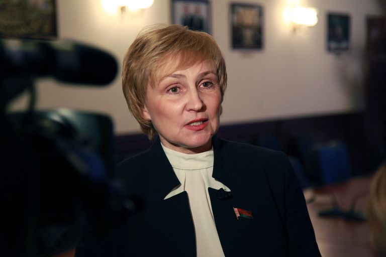 Заместитель председателя Комиссии Парламентского Собрания по бюджету и финансам Людмила Добрынина Заместитель председателя Комиссии Парламентского Собрания по бюджету и финансам Людмила Добрынина