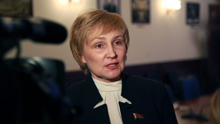Заместитель председателя Комиссии Парламентского Собрания по бюджету и финансам Людмила Добрынина Заместитель председателя Комиссии Парламентского Собрания по бюджету и финансам Людмила Добрынина