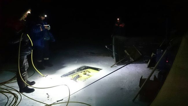 Поисково-спасательные работы на месте крушения частного вертолета АS-350 в районе населенного пункта Чистый Братского района Поисково-спасательные работы на месте крушения частного вертолета АS-350 в районе населенного пункта Чистый Братского района
