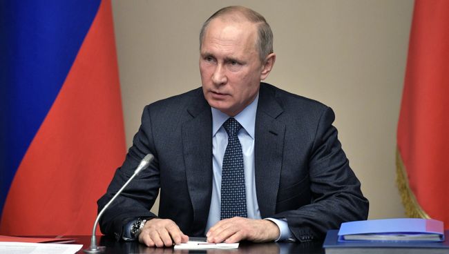 Владимир Путин проводит совещание с постоянными членами Совбеза России. Архивное фото Владимир Путин проводит совещание с постоянными членами Совбеза России. Архивное фото