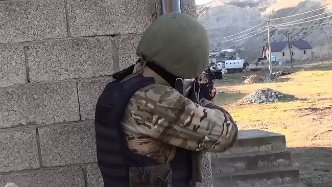 Спецоперация в Дагестане. Архивное фото Спецоперация в Дагестане. Архивное фото