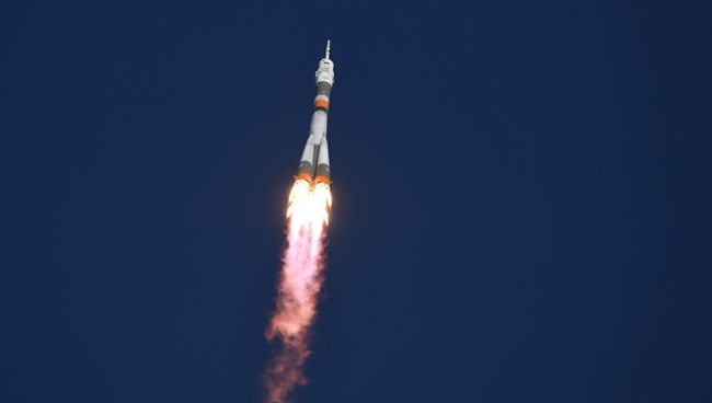 Пуск ракеты-носителя Союз-ФГ с транспортным пилотируемым кораблем. Архивное фото