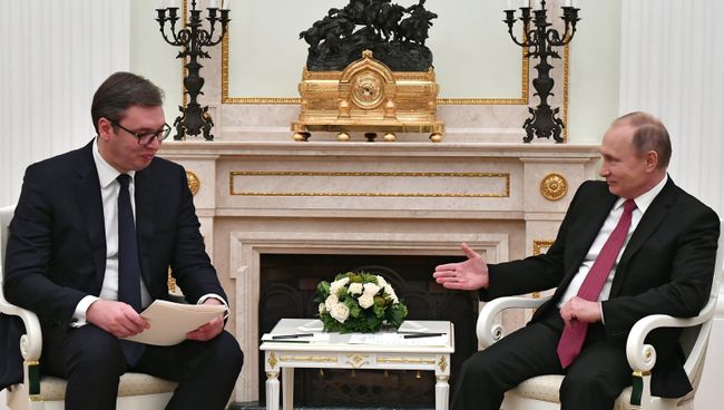 Президент РФ Владимир Путин и президент республики Сербии Александр Вучич во время встречи. 19 декабря 2017