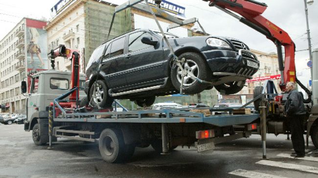 Эвакуация автомобиля на Тверской улице