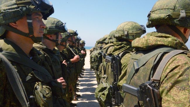 Российские военные Российские военные