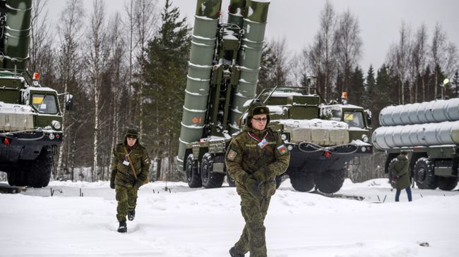 Военные учения с применением ЗРС С-400 в Ленинградской области Военные учения с применением ЗРС С-400 в Ленинградской области