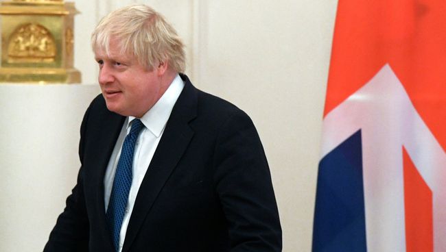 Министр иностранных дел Великобритании Борис Джонсон во время встречи с министром иностранных дел России Сергеем Лавровым Министр иностранных дел Великобритании Борис Джонсон во время встречи с министром иностранных дел России Сергеем Лавровым