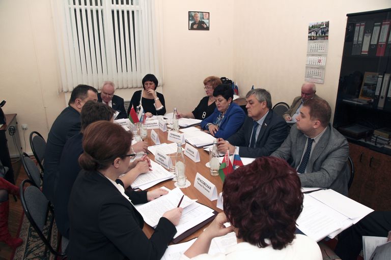 Члены Комиссии Парламентского Собрания по социальной политике, науке, культуре и гуманитарным вопросам Члены Комиссии Парламентского Собрания по социальной политике, науке, культуре и гуманитарным вопросам