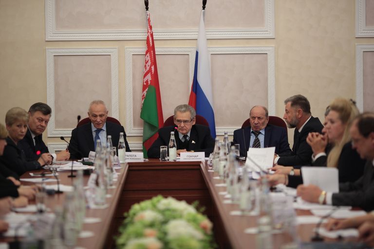 Заседание согласительной комиссией от Парламентского Собрания Заседание согласительной комиссией от Парламентского Собрания