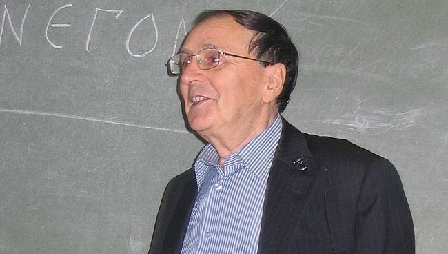 Академик РАН Андрей Зализняк Академик РАН Андрей Зализняк