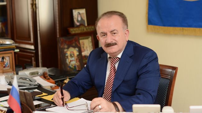 Ректор ДГТУ Бесарион Месхи