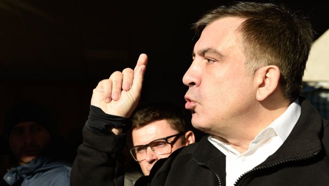 Бывший губернатор Одесской области Украины и лидер политической партии Рух нових сил Михаил Саакашвили отвечает на вопросы журналистов. 26 декабря 2017 Бывший губернатор Одесской области Украины и лидер политической партии Рух нових сил Михаил Саакашвили отвечает на вопросы журналистов. 26 декабря 2017