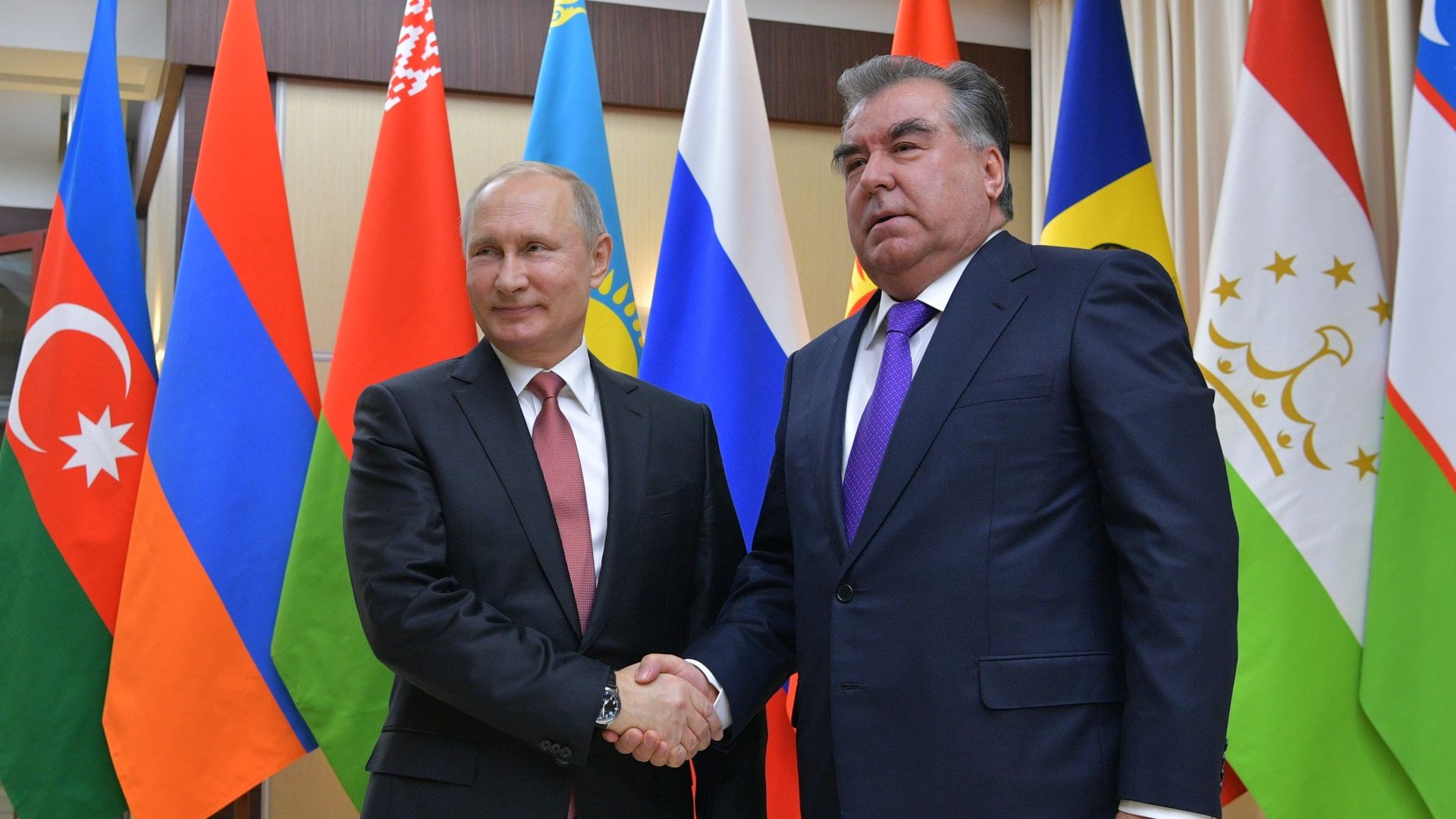 Президент РФ Владимир Путин и президент Республики Таджикистан Эмомали Рахмон Президент РФ Владимир Путин и президент Республики Таджикистан Эмомали Рахмон - РИА Новости, 1920, 05.10.2022