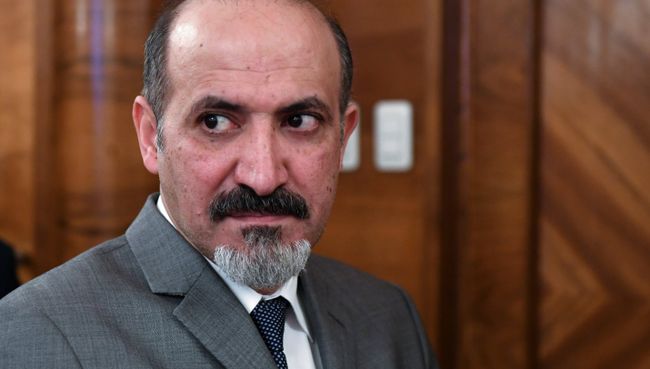 Лидер сирийского оппозиционного движения Сирия завтра Ахмед аль-Джарба перед началом переговоров с Сергеем Лавровым. 27 декабря 2017 Лидер сирийского оппозиционного движения Сирия завтра Ахмед аль-Джарба перед началом переговоров с Сергеем Лавровым. 27 декабря 2017