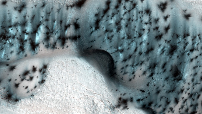Снимок Марса межпланетной станцией Mars Reconnaissance Orbiter Снимок Марса межпланетной станцией Mars Reconnaissance Orbiter