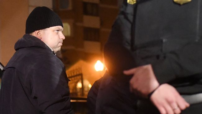 Экс-директор кондитерской фабрики Меньшевик Илья Аверьянов на избрании меры пресечения. 28 декабря 2017