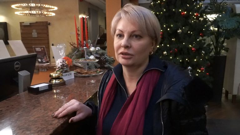 Отняли телефон, дали 10 минут на сборы - журналистка ВГТРК о депортации из Латвии Отняли телефон, дали 10 минут на сборы - журналистка ВГТРК о депортации из Латвии
