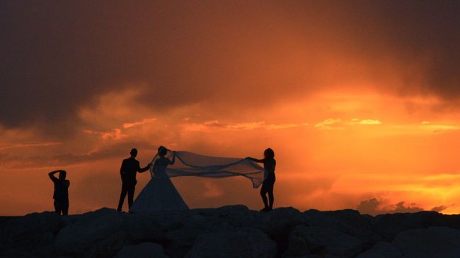 Свадебная фотосессия. Архивное фото Свадебная фотосессия. Архивное фото