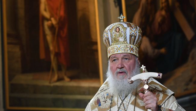 Патриарх Московский и всея Руси Кирилл во время Рождественского богослужения в храме Христа Спасителя в Москве Патриарх Московский и всея Руси Кирилл во время Рождественского богослужения в храме Христа Спасителя в Москве