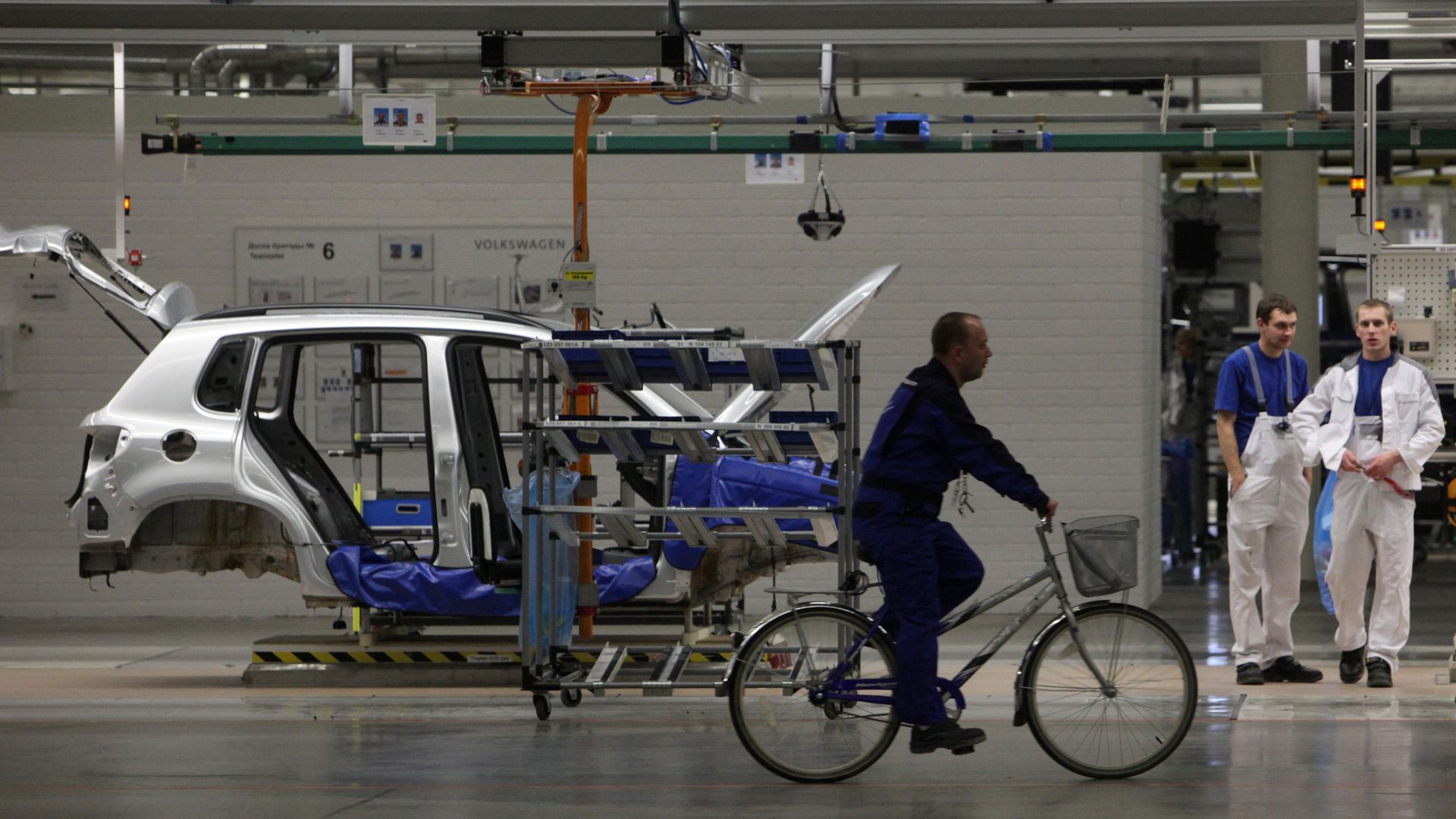 Завод Volkswagen в России Завод Volkswagen в России - РИА Новости, 1920, 06.04.2023