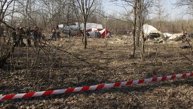 Место падения польского самолета Ту-154. Архивное фото Место падения польского самолета Ту-154. Архивное фото