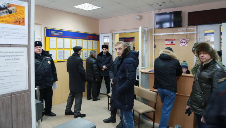 В холле школы № 127 в Перми. 15 января 2018 В холле школы № 127 в Перми. 15 января 2018
