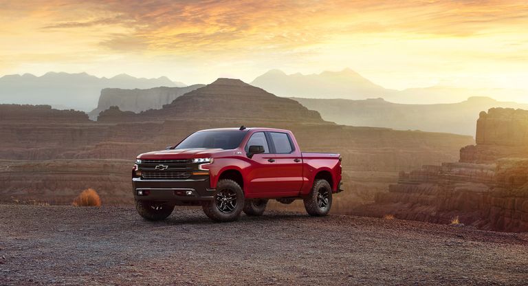 Автомобиль Chevrolet-Silverado-1500 Автомобиль Chevrolet-Silverado-1500