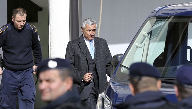Сербский политик Оливер Иванович Сербский политик Оливер Иванович