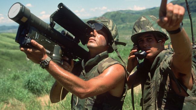 Морские пехотинцы с ПЗРК FIM-92 Stinger. 1984 год Морские пехотинцы с ПЗРК FIM-92 Stinger. 1984 год