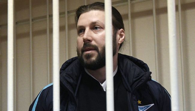 Священник Глеб Грозовский после оглашения приговора в Приозерском городском суде Ленинградской области. 17 января 2018