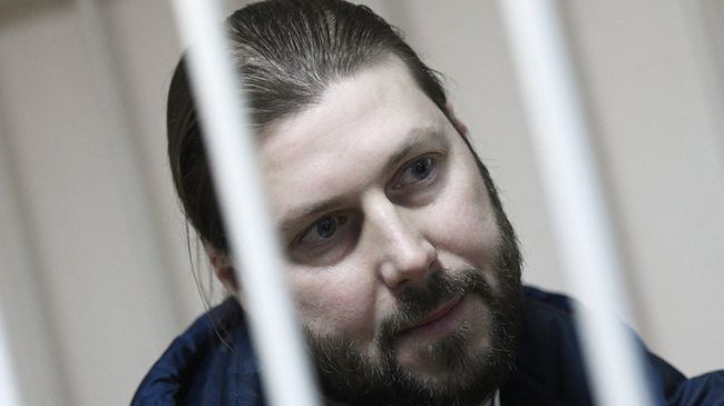 Священник Глеб Грозовский во время оглашения приговора в Приозерском городском суде. 17 января 2018. Архивное фото