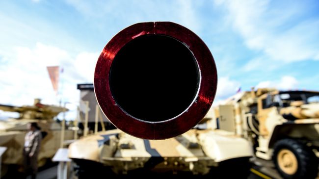 Танк Т-90МС на военно-техническом форуме Армия. Архивное фото Танк Т-90МС на военно-техническом форуме Армия. Архивное фото