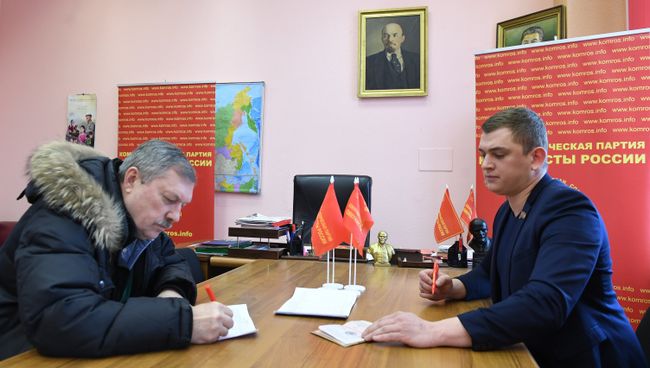 Волонтер в предвыборном штабе кандидата в президенты РФ, председателя коммунистической партии Коммунисты России Максима Сурайкина